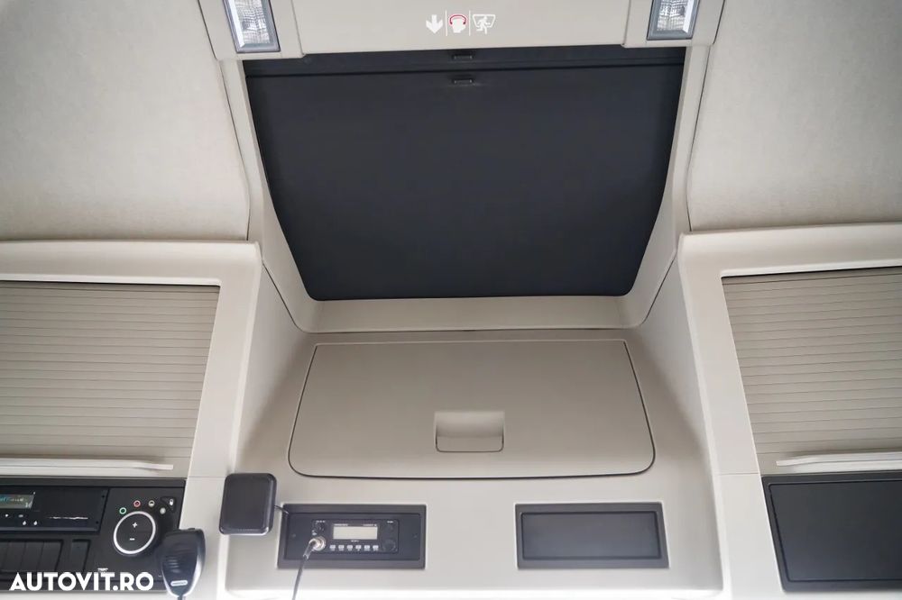 Volvo FH 500 / XXL / I-SAVE / LOWDECK / MEGA / I-PARK COOL / TV / JANTE DIN ALIAJ / CONTRACT DE REPARAȚIE POST-SERVICE - 34