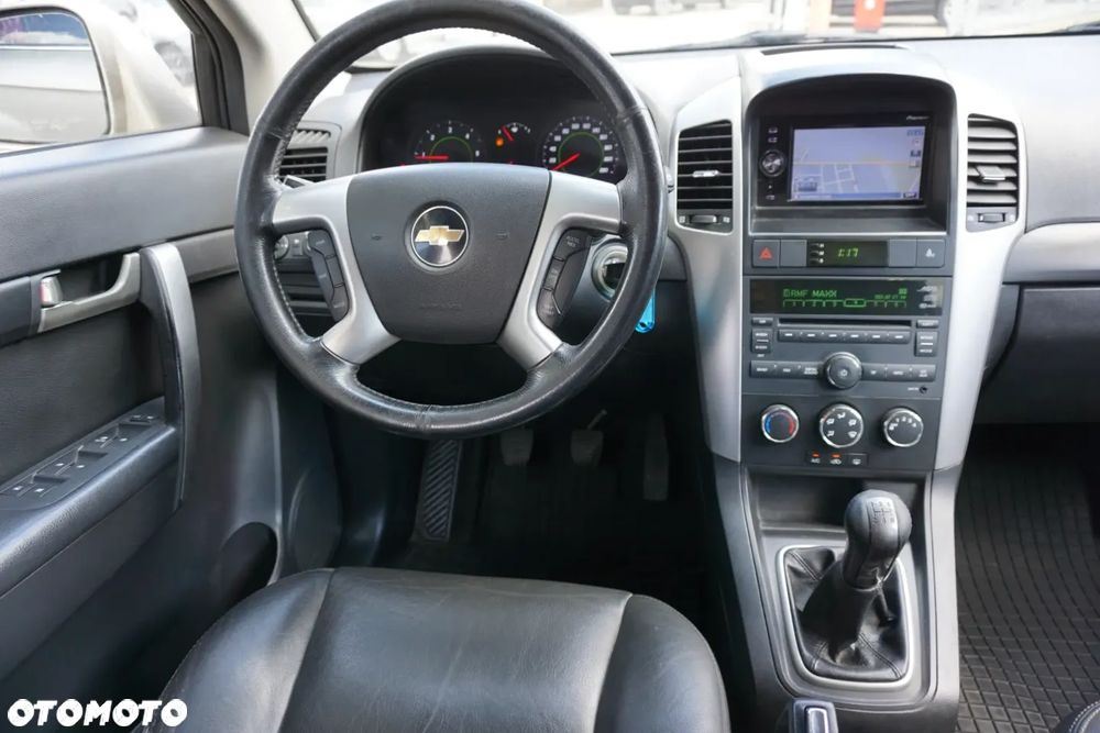 Chevrolet Captiva 2.0 d LS 5os 2WD - 13