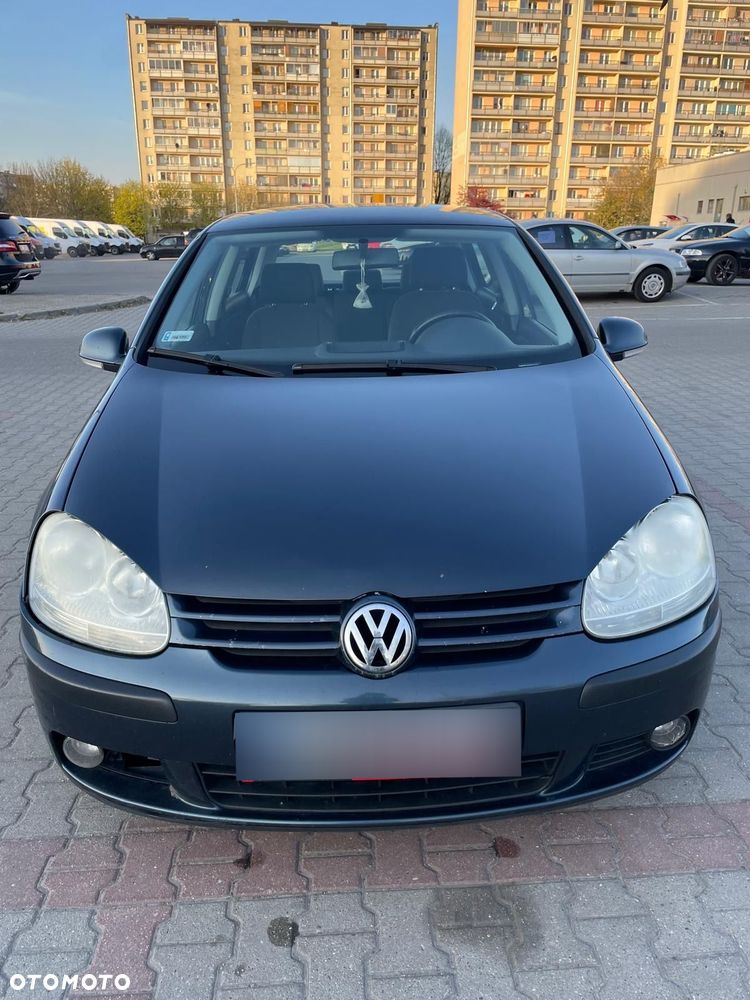 Volkswagen Golf 1.6 Q-Line - 4