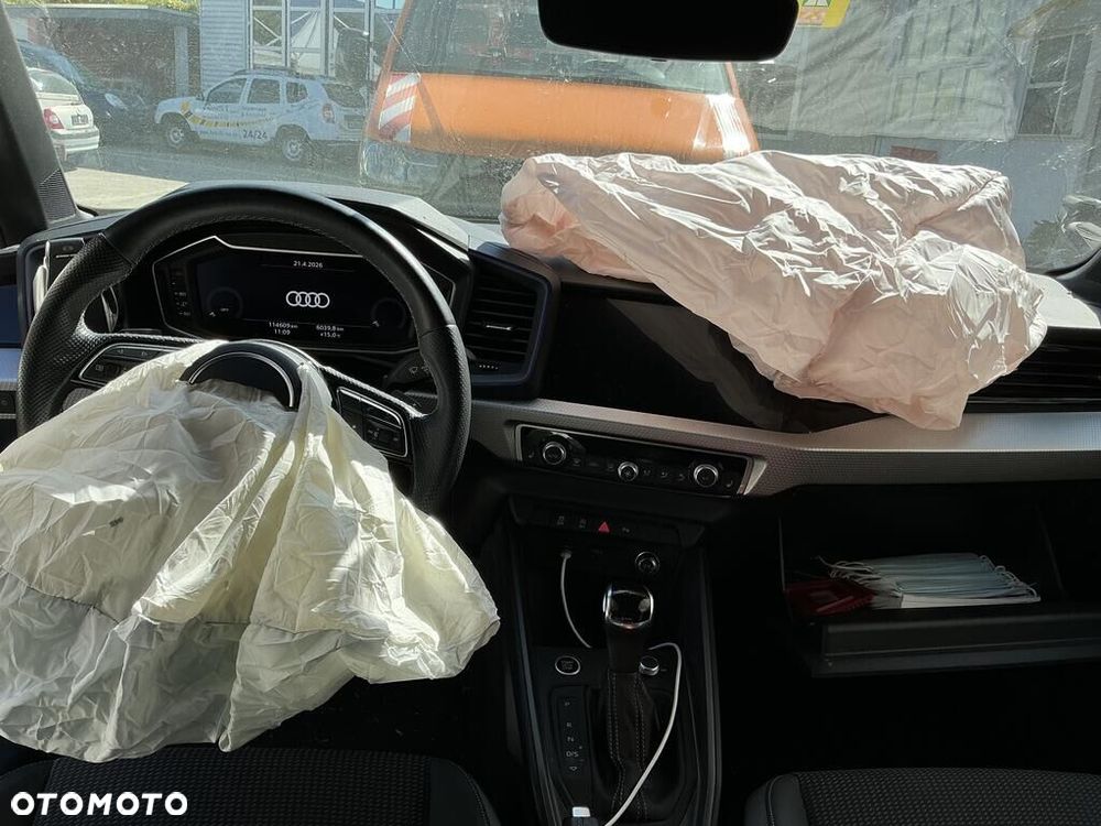 Audi A1 Sportback 30 TFSI S tronic S line - 6