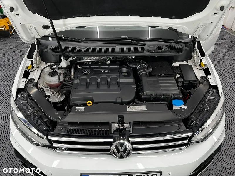 Volkswagen Touran 2.0 TDI SCR Highline - 35