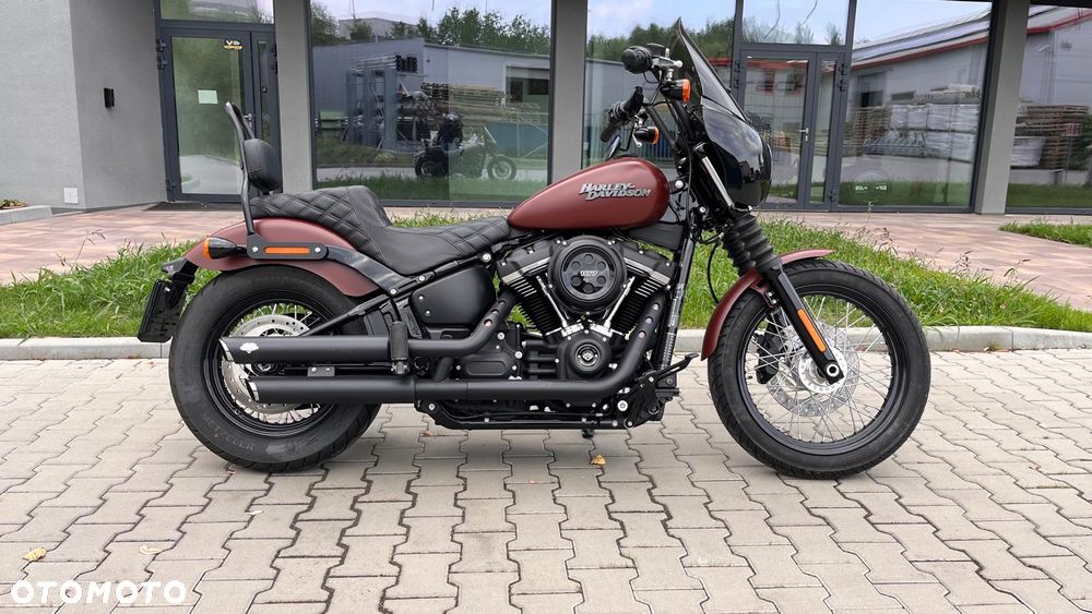 Harley-Davidson Softail Street Bob - 4