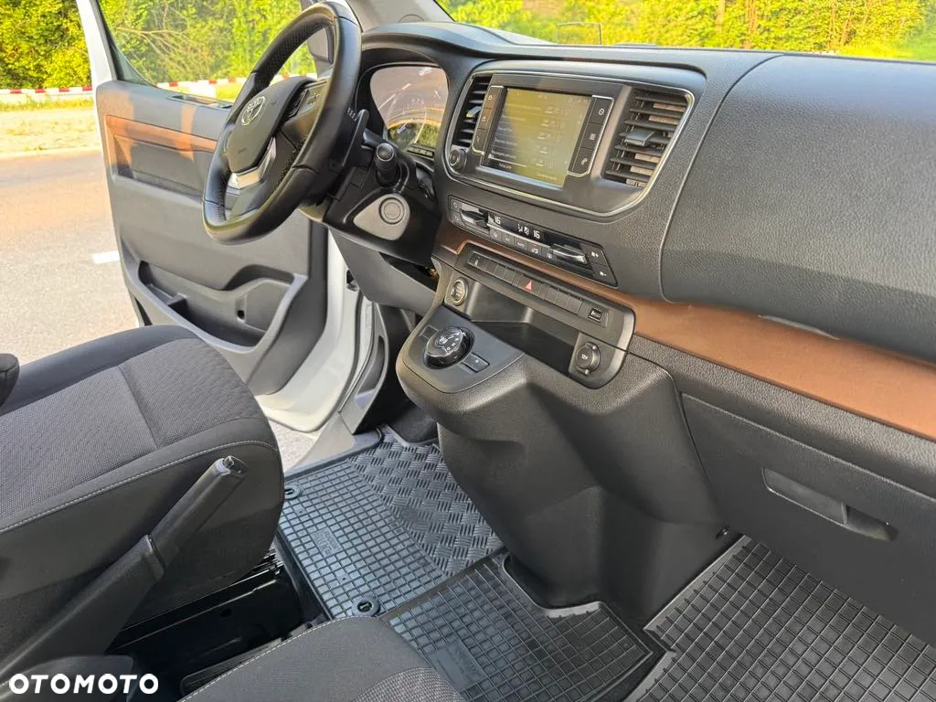 Toyota Proace Verso 2.0 D4-D Medium Family - 22