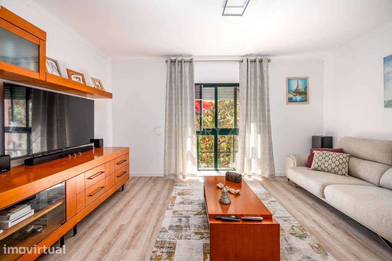 Apartamento T2 renovado em Algueirão Mem Martins, Sintra - Grande imagem: 3/19