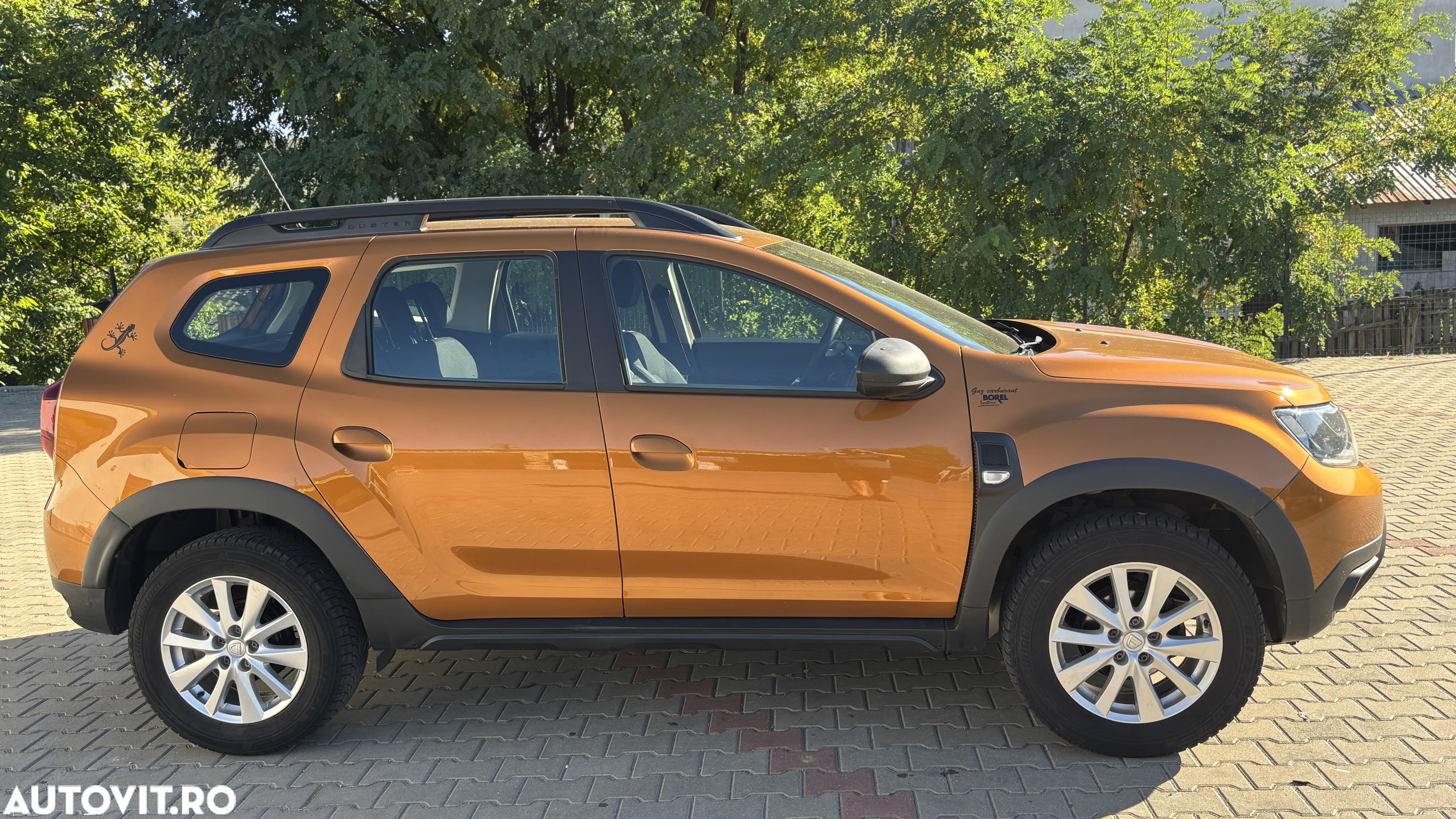 Dacia Duster 1.6 4x2 Laureate - 2