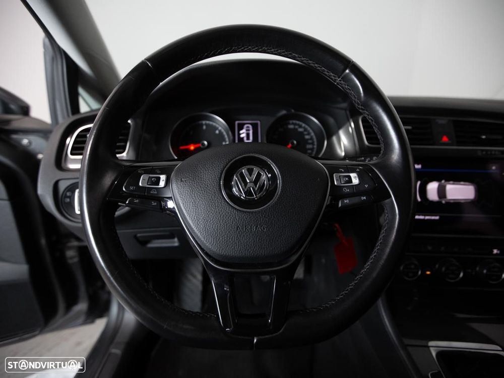 VW Golf Variant - 14