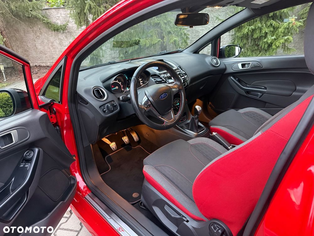 Ford Fiesta 1.0 EcoBoost Red Edition ASS - 12