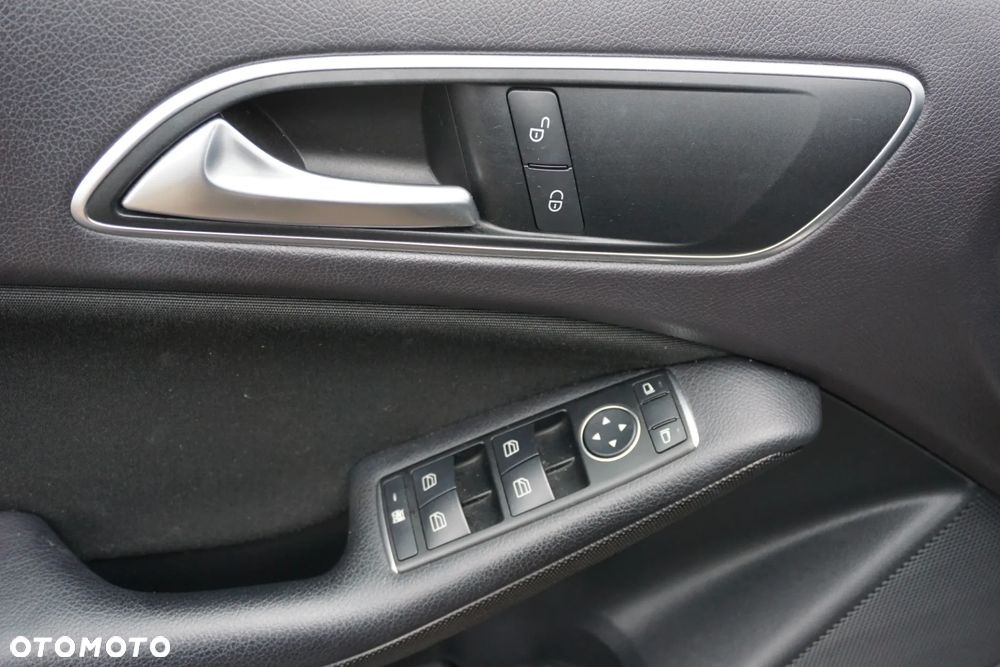 Mercedes-Benz Klasa A 180 StreetStyle - 18