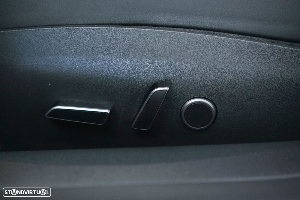 Tesla Model 3 - 16