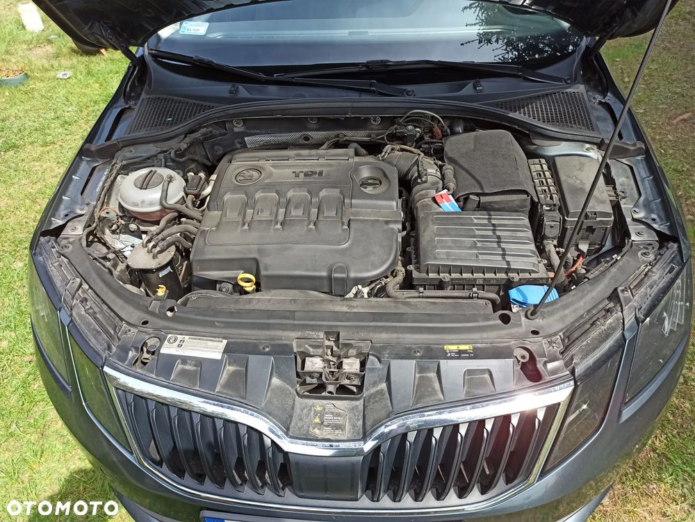 Skoda Octavia 2.0 TDI Ambition DSG - 9