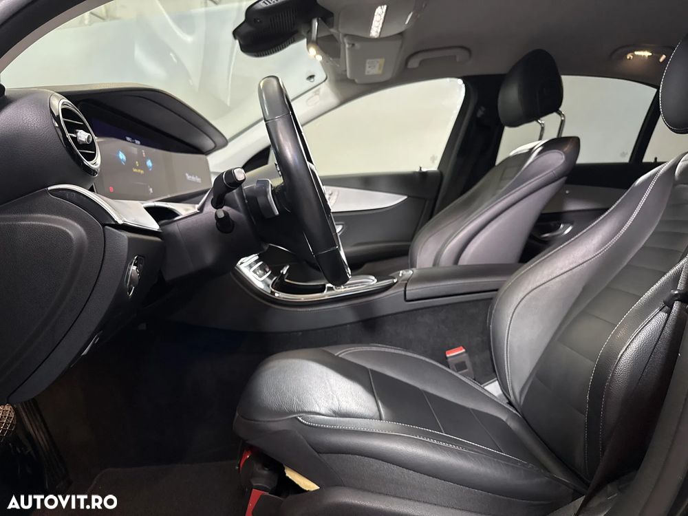 Mercedes-Benz E 220 d 4MATIC Aut. - 26