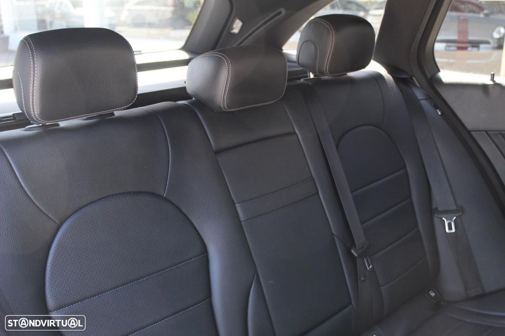 Mercedes-Benz C 200 d Station 7G-TRONIC AMG Line - 24