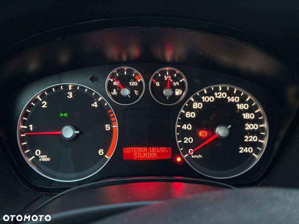 Ford Focus 1.6 TDCi Trend - 12