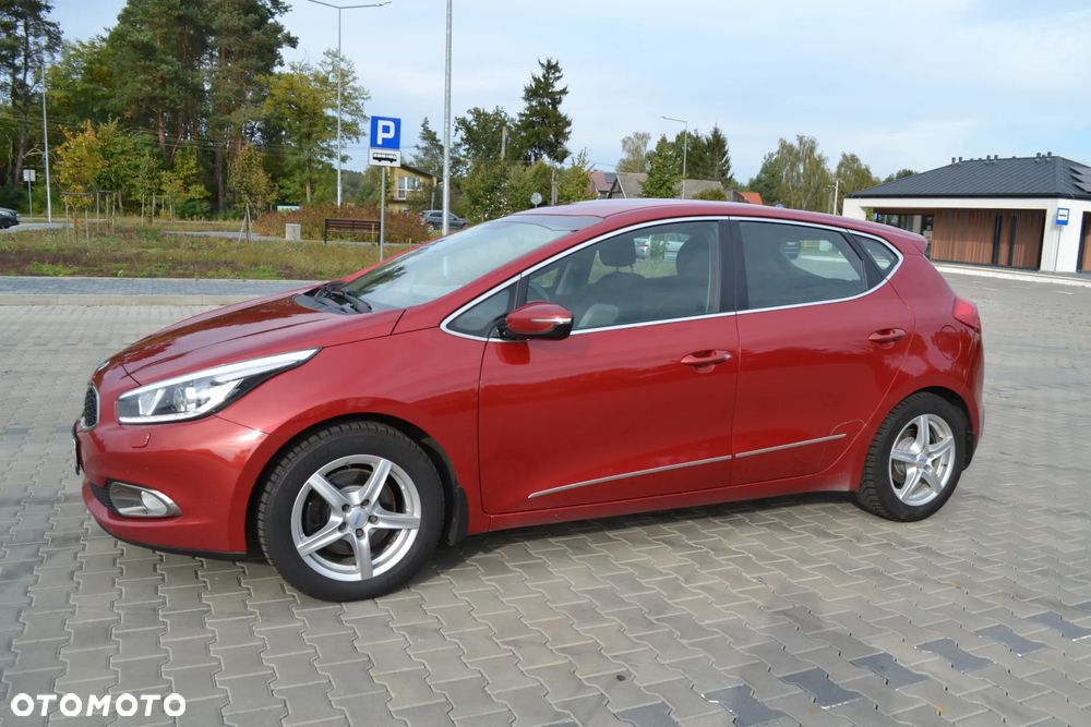 Kia Ceed 1.6 GDI Platinum Edition - 16