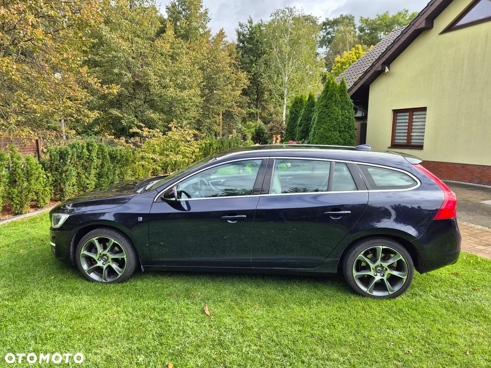 Volvo V60 D3 Drive-E Ocean Race - 13