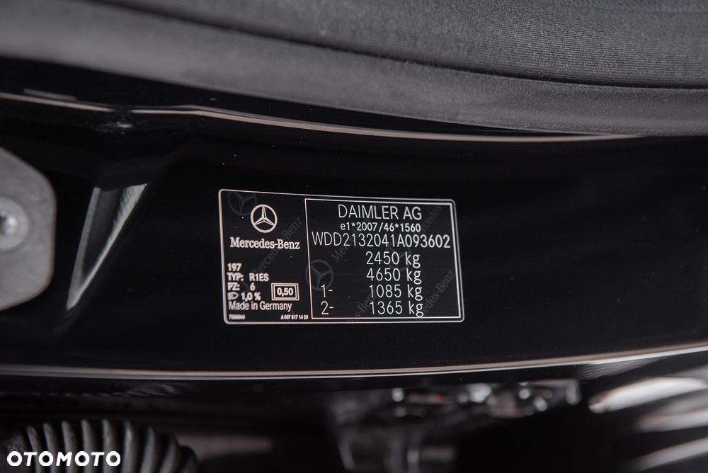 Mercedes-Benz Klasa E 220 d Business Edition 9G-TRONIC - 37