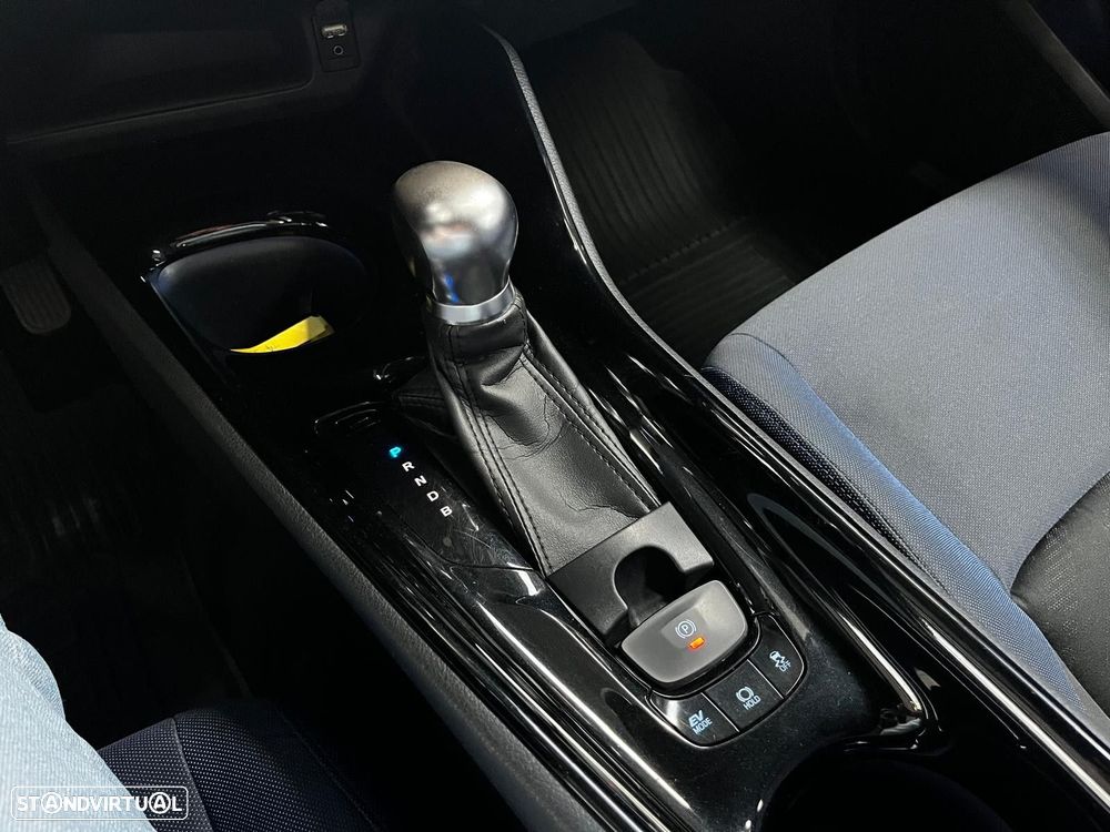 Toyota C-HR 1.8 Hybrid Square Collection - 18