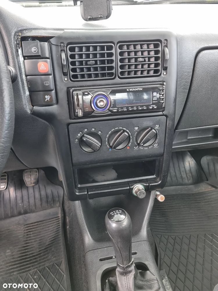 Volkswagen Polo - 6