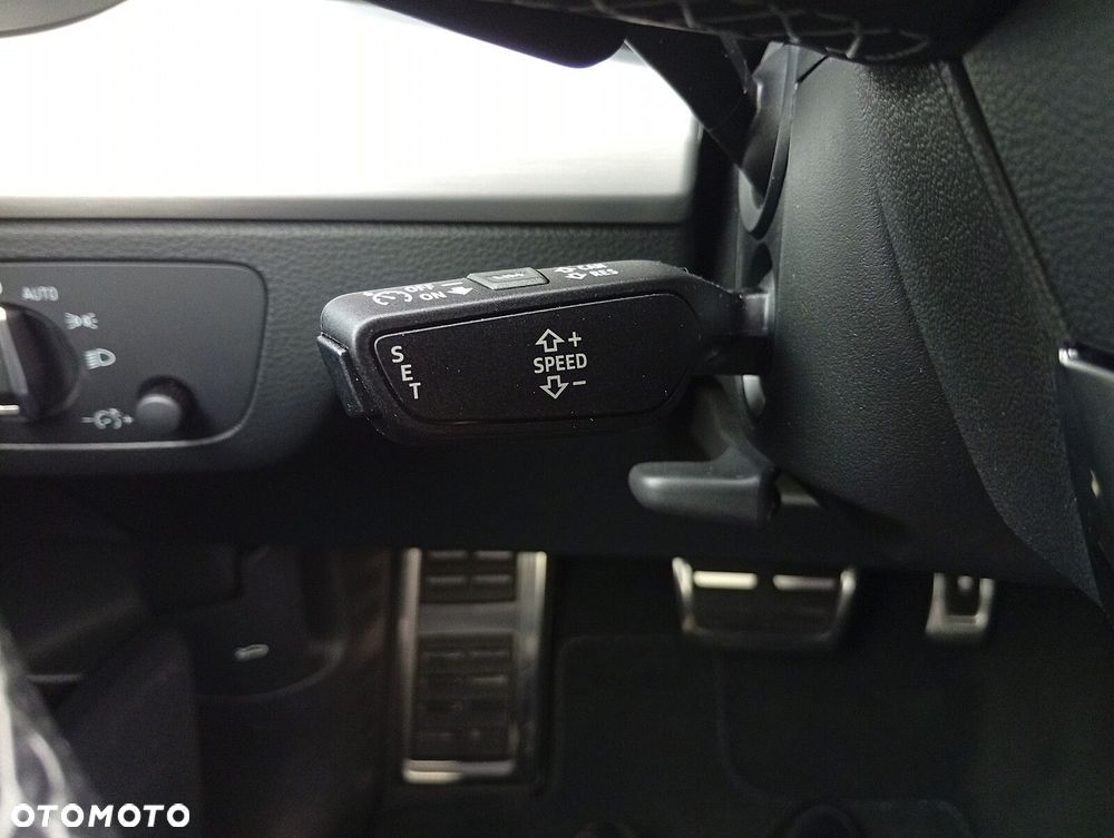 Audi Q5 Sportback - 25