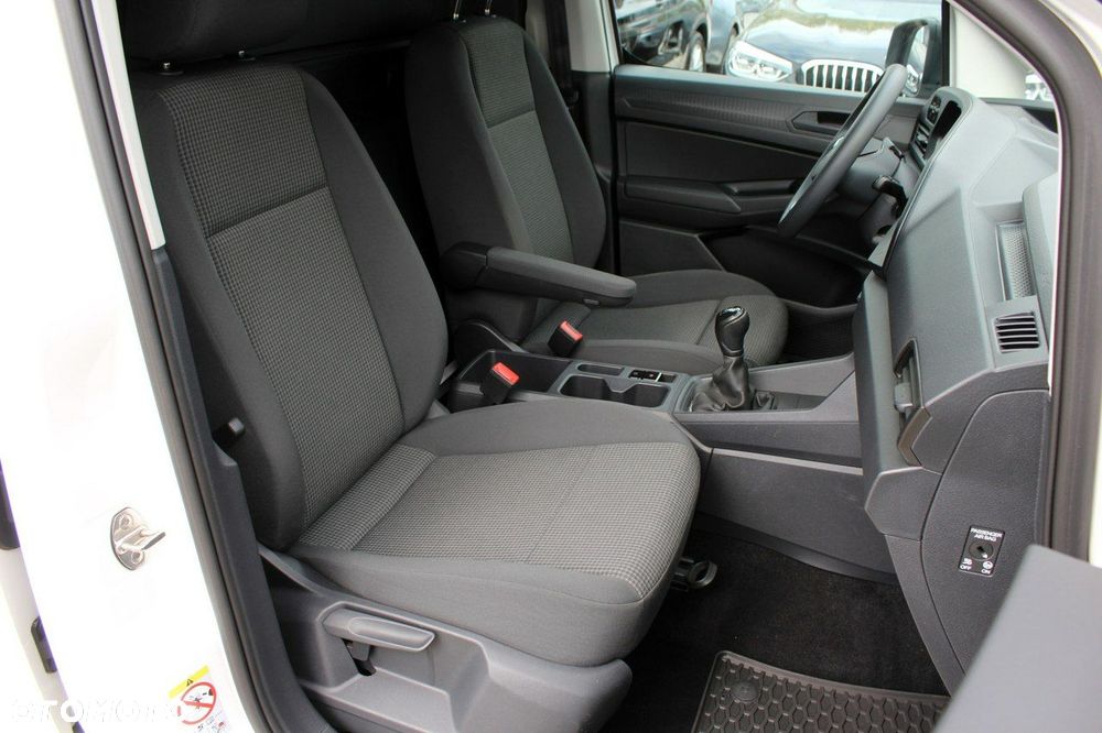 Volkswagen Caddy - 11