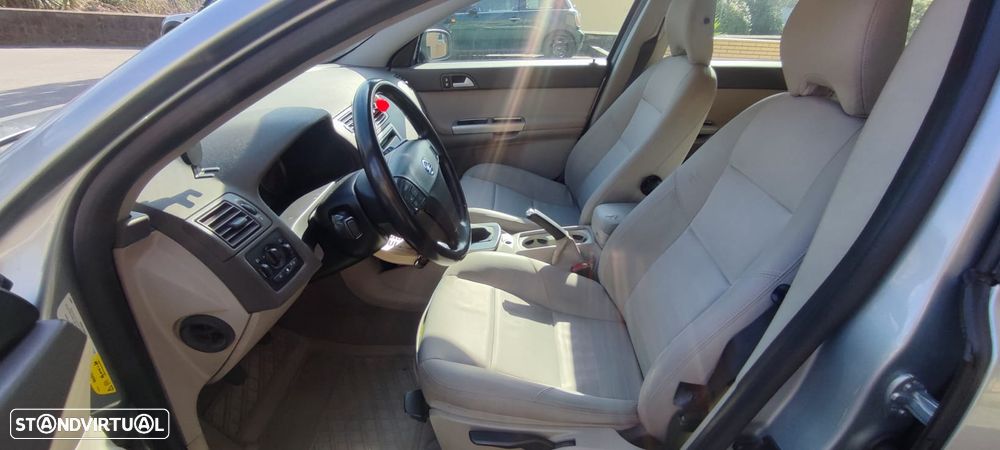 Volvo V50 1.6 D Momentum - 13