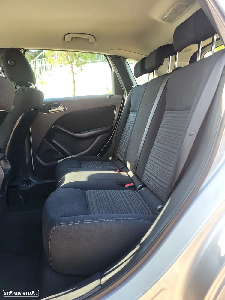 Mercedes-Benz B 180 CDi BlueEfficiency - 24