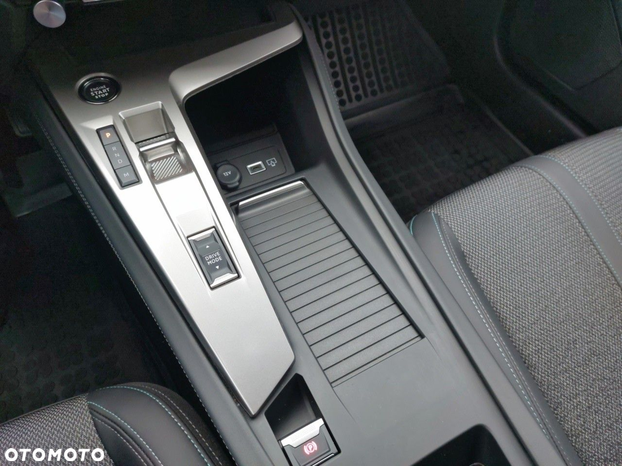 Peugeot 308 - 13