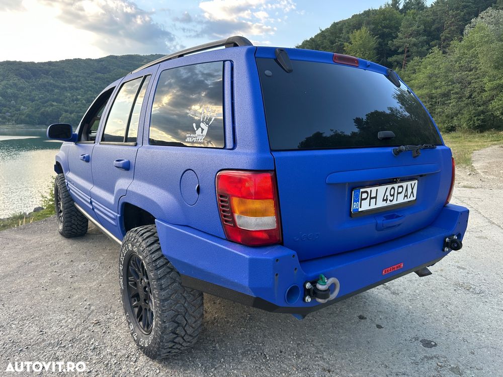 Jeep Grand Cherokee - 4