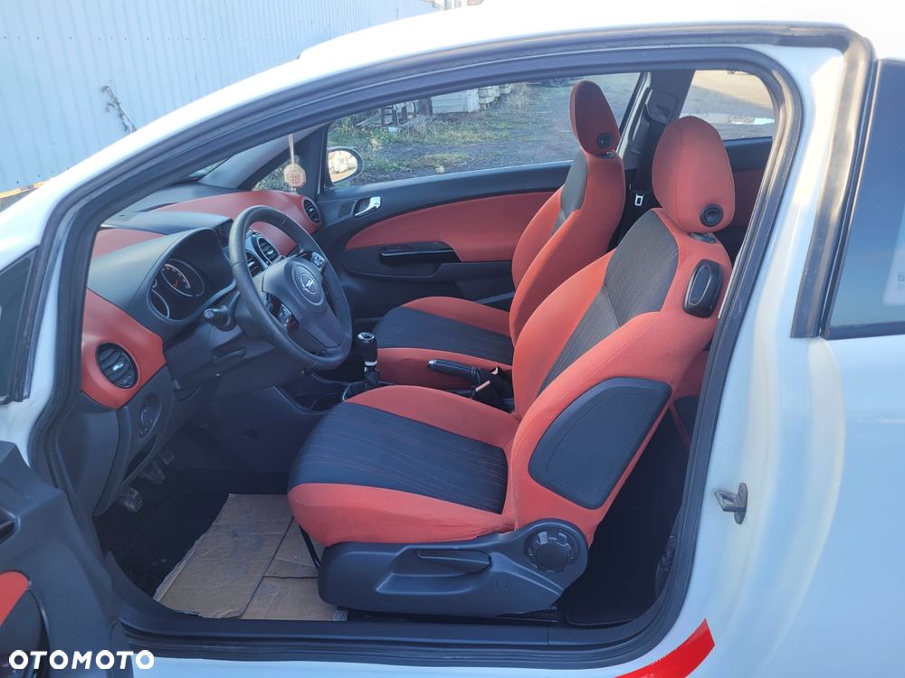 Opel Corsa 1.2 16V Easytronic Sport - 9