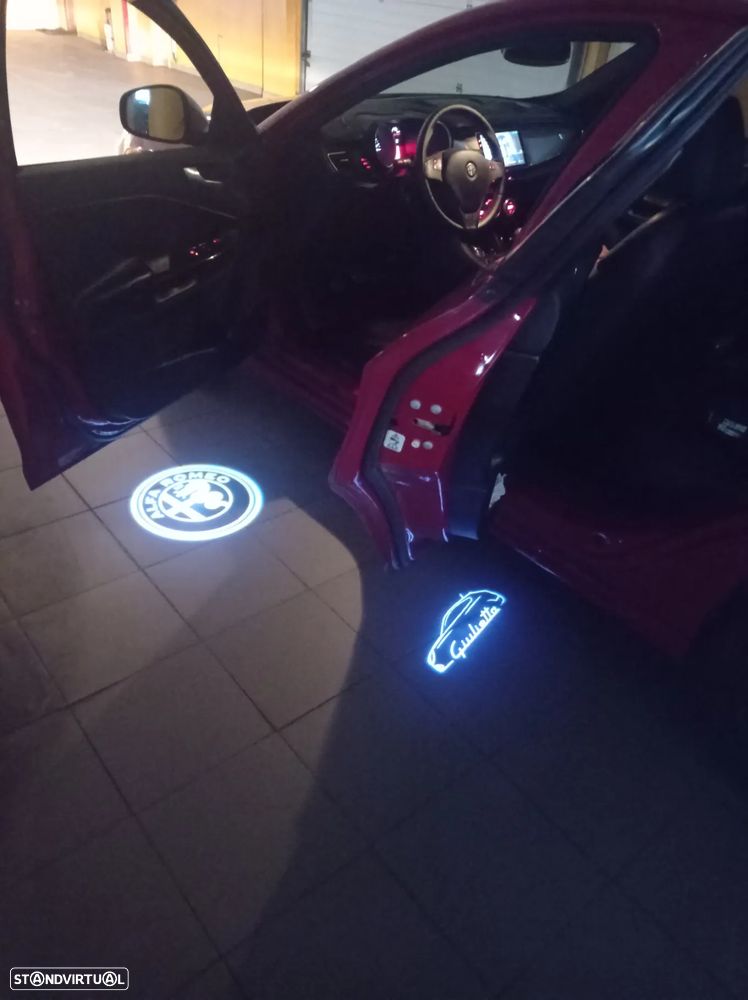 Alfa Romeo Giulietta 2.0 JTDM 16V - 4