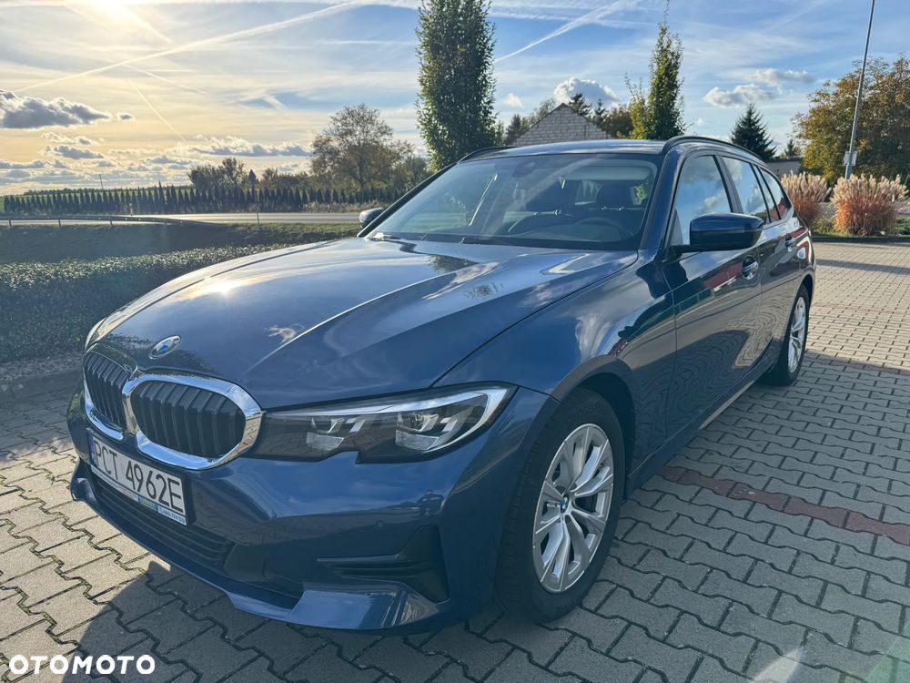 BMW Seria 3 318i Advantage - 1