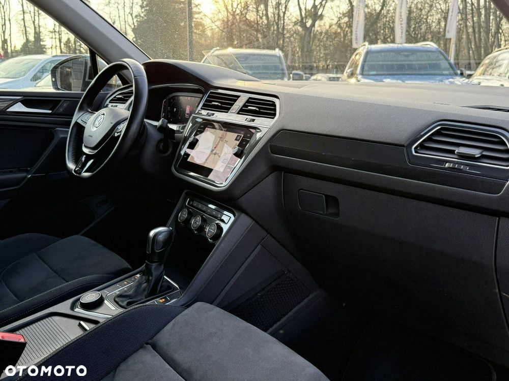 Volkswagen Tiguan Allspace 2.0 TDI 4Mot SCR Highline DSG 7os - 26