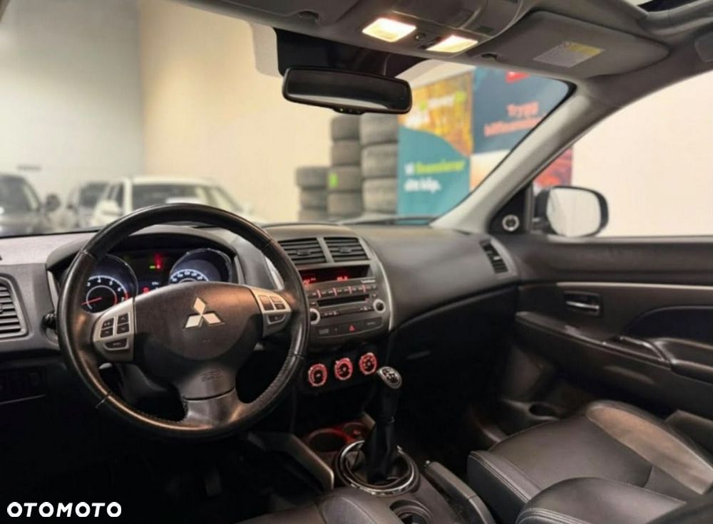Mitsubishi ASX - 15
