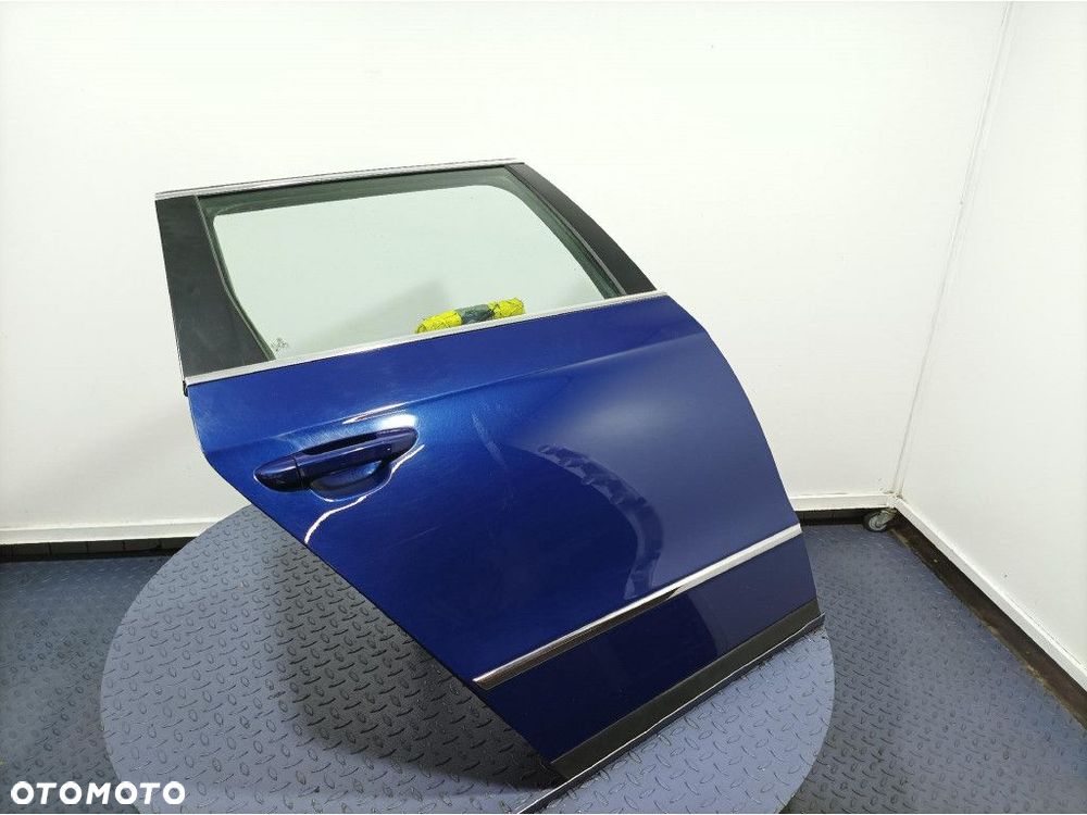 VW PASSAT B6 KOMBI DRZWI TYŁ TYLNE PRAWE LC5E - 3