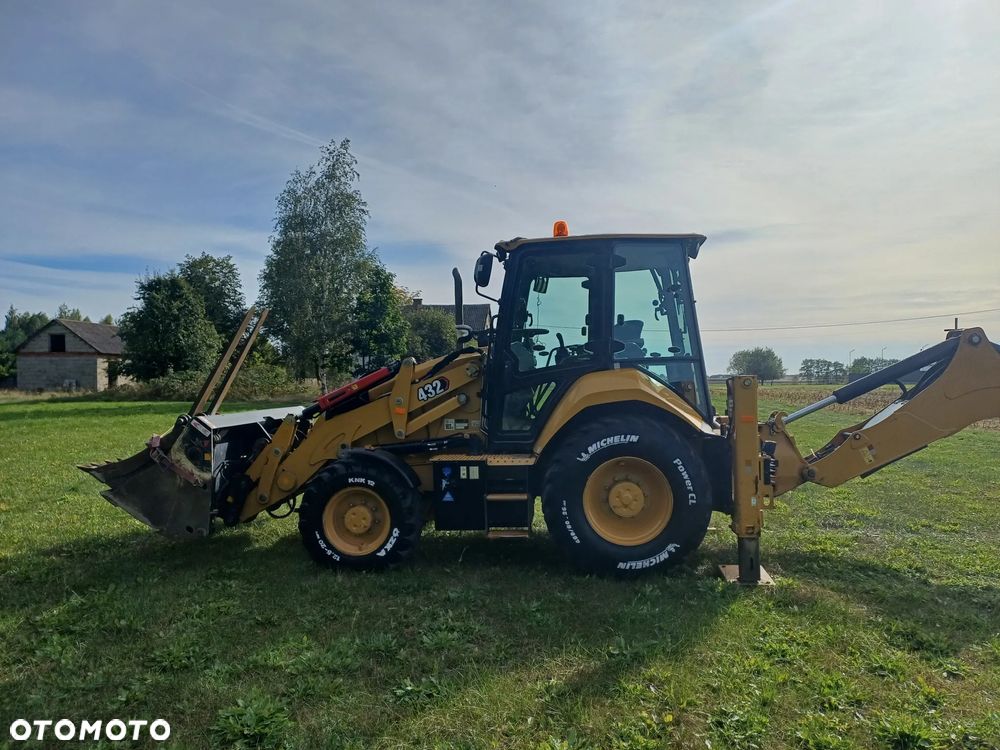 Caterpillar 432 - 1