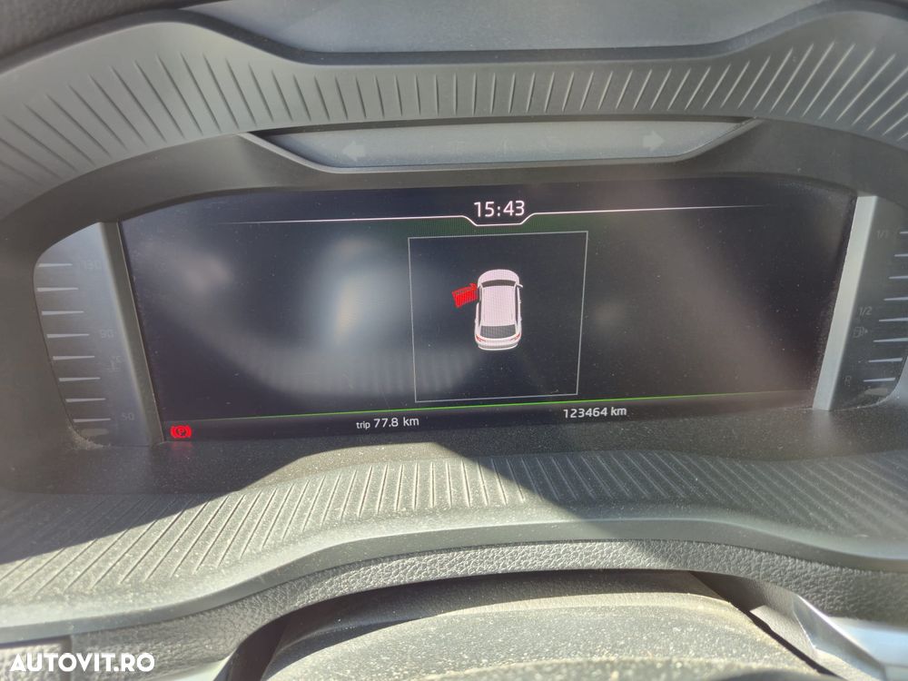 Skoda Karoq 1.5 TSI DSG Style - 9