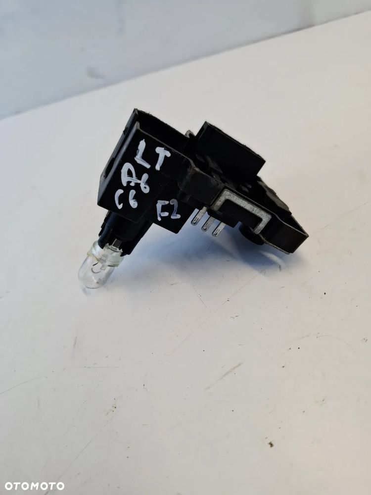 Mocowanie Wkład Lampy Tył W Klapę Lewa Lewy A6 C6 Kombi - 6