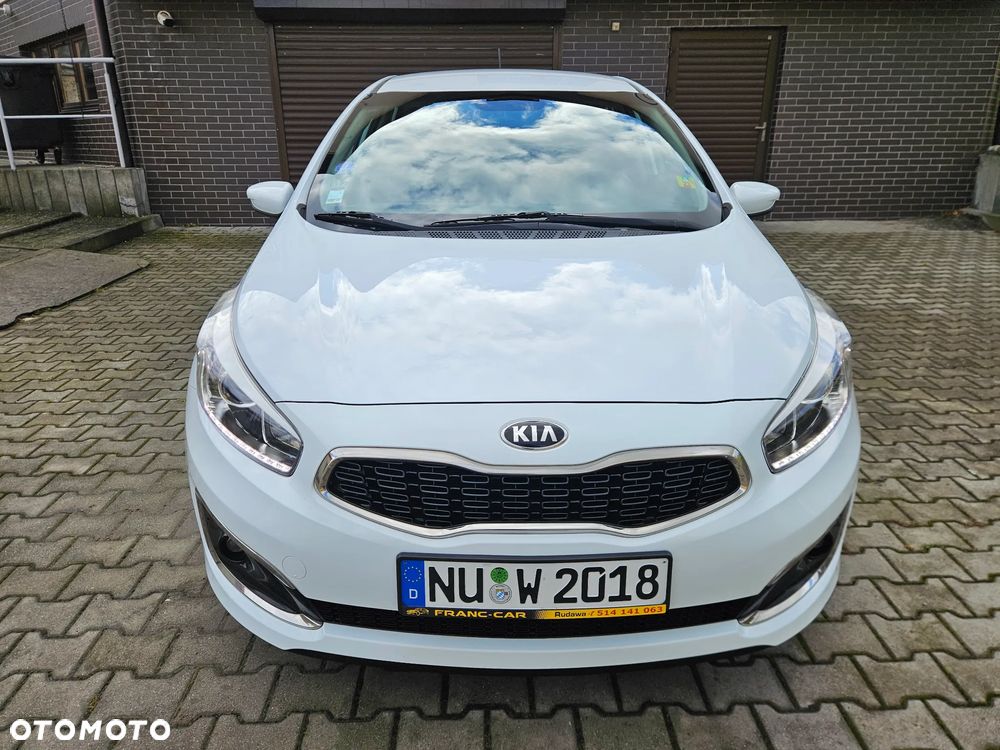 Kia Ceed 1.0 T-GDI L Business Line - 22