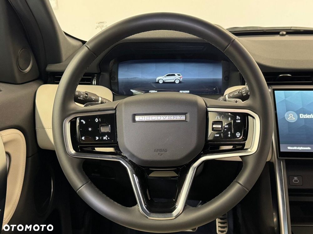Land Rover Discovery Sport - 8