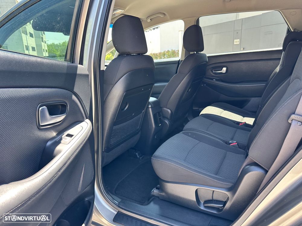 Kia Carens 1.7 CRDi ISG TX - 24