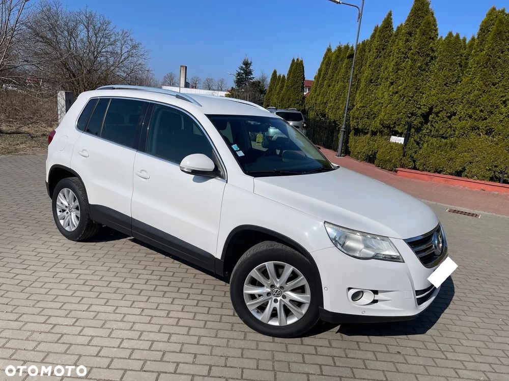 Volkswagen Tiguan 2.0 TDI DPF BlueMotion Technology Sport & Style - 32