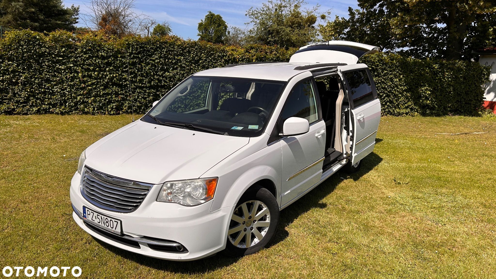 Chrysler Town & Country 3.6 Touring - 1