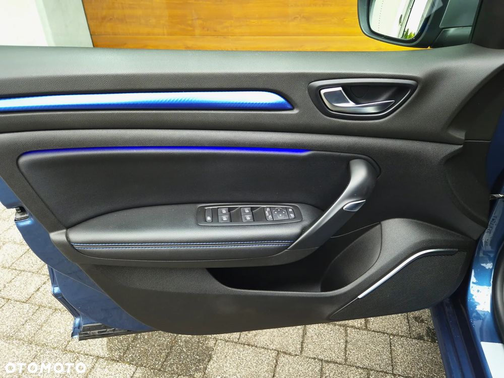 Renault Megane 1.6 TCe GT EDC - 25