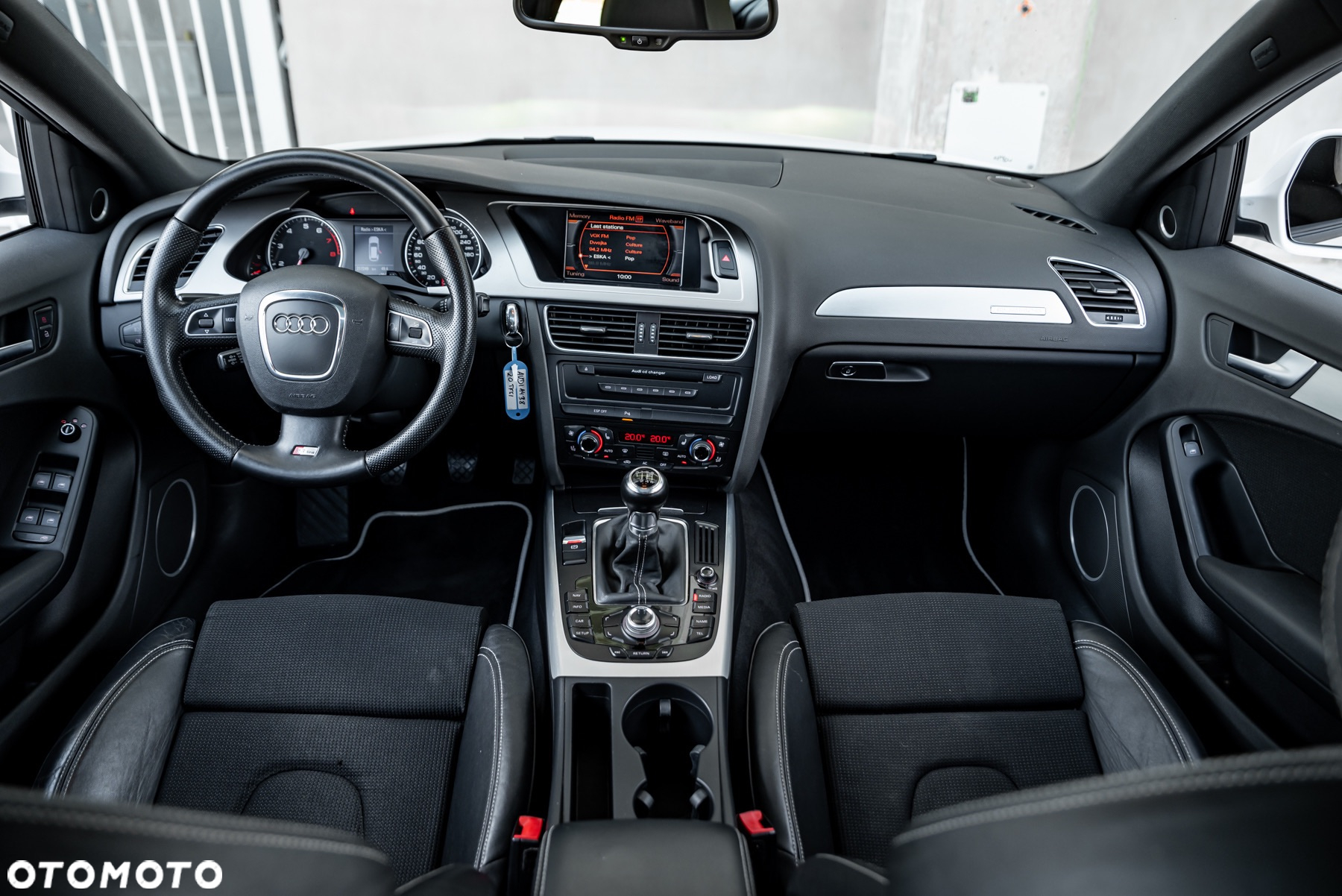 Audi A4 Avant 2.0 TFSI quattro S line Sportpaket - 26