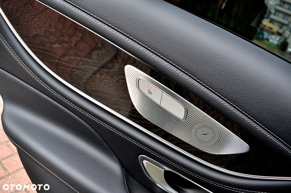 Mercedes-Benz CLS - 23