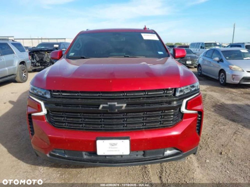 Chevrolet Suburban - 7