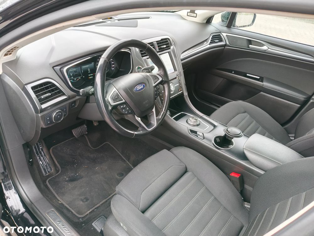 Ford Mondeo 2.0 TDCi Titanium PowerShift - 8