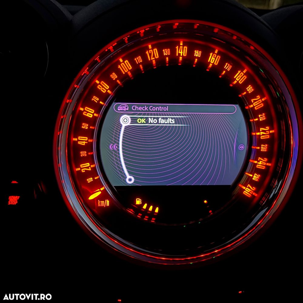 Mini Countryman Cooper D ALL4 AT - 13