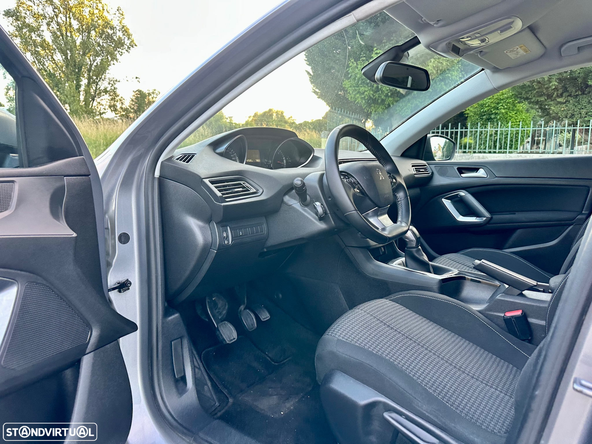 Peugeot 308 1.6 BlueHDi Active - 17