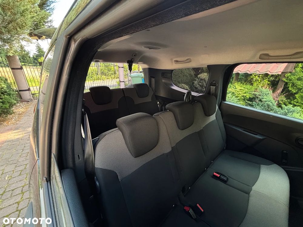 Dacia Lodgy SCe 100 Access - 8